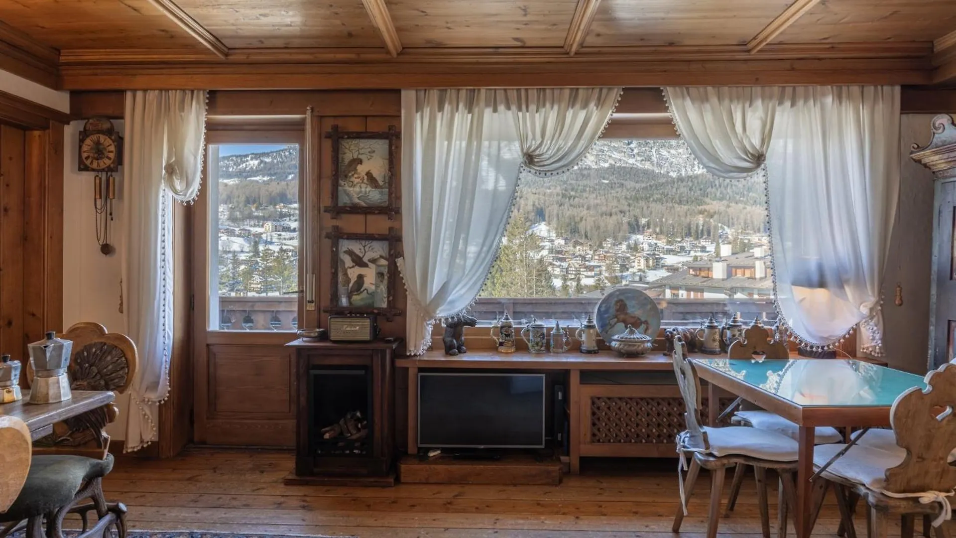קורטינה ד'אמפזו Casa Cristallino, In Centro Con Balcone Panoramico דירה קורטינה ד'אמפזו